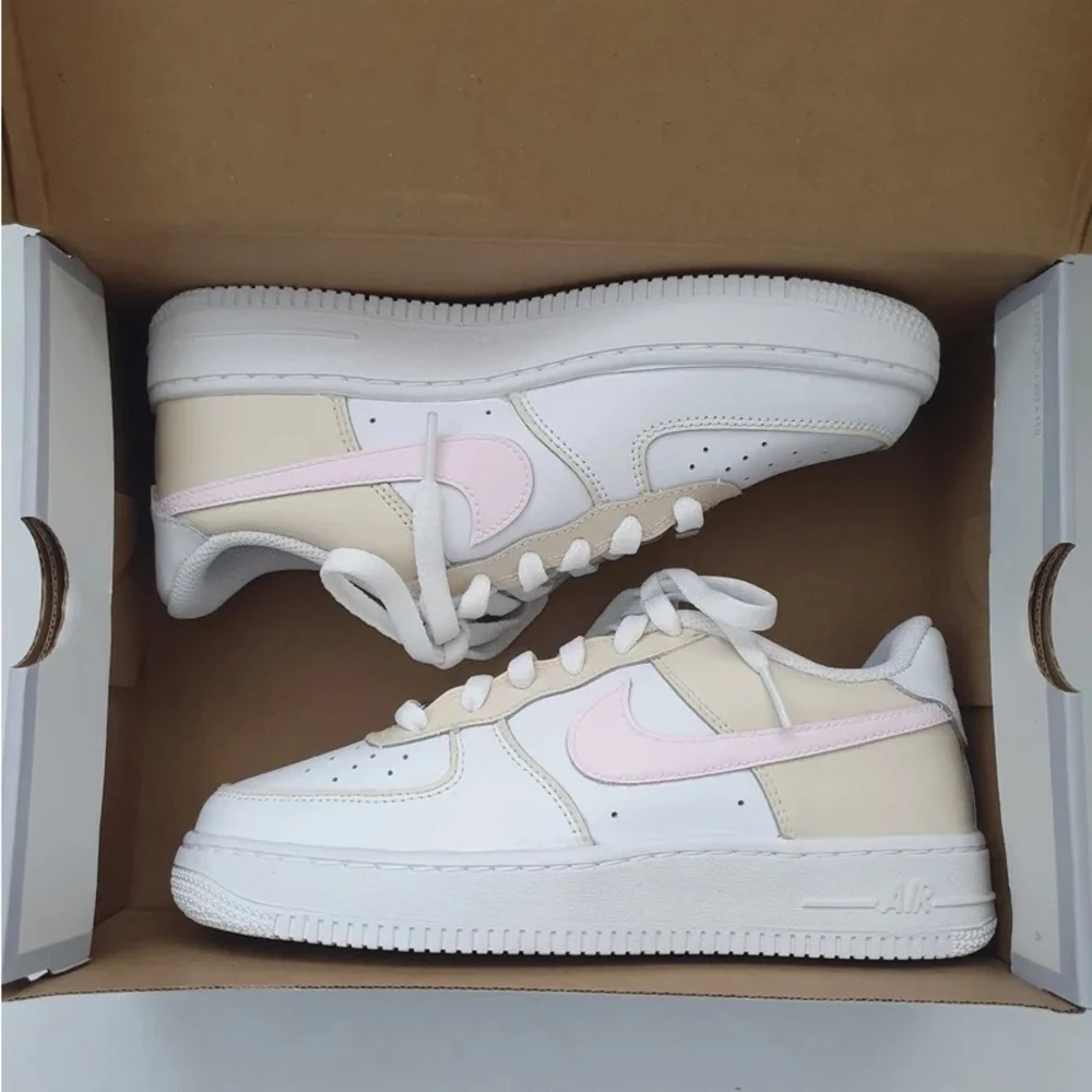 Rare Custom Nike Air Force 1 beige pink - Picture 2 of 3